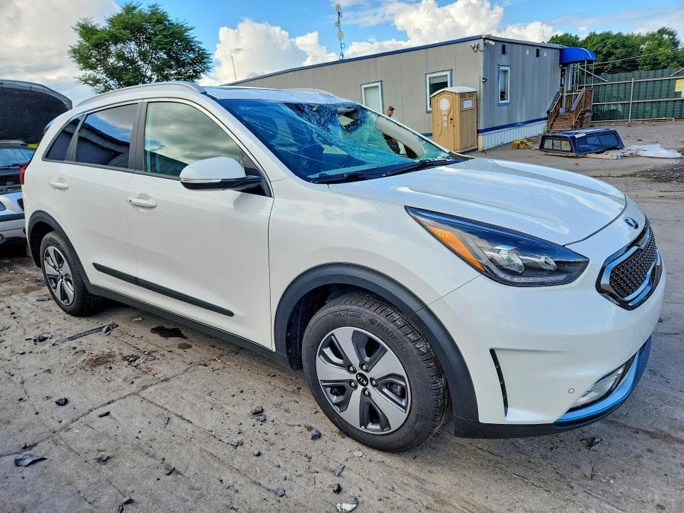 2019 KIA NIRO EX PREMIUM 4