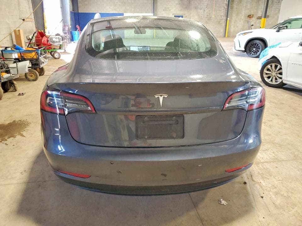 2022 TESLA MODEL 3 6