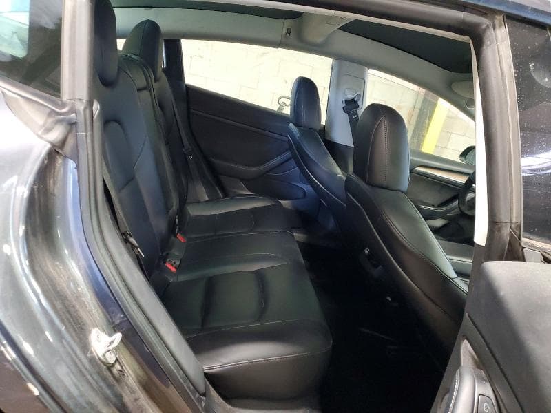 2022 TESLA MODEL 3 10