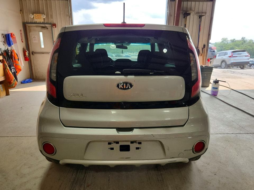 2018 KIA SOUL + 6
