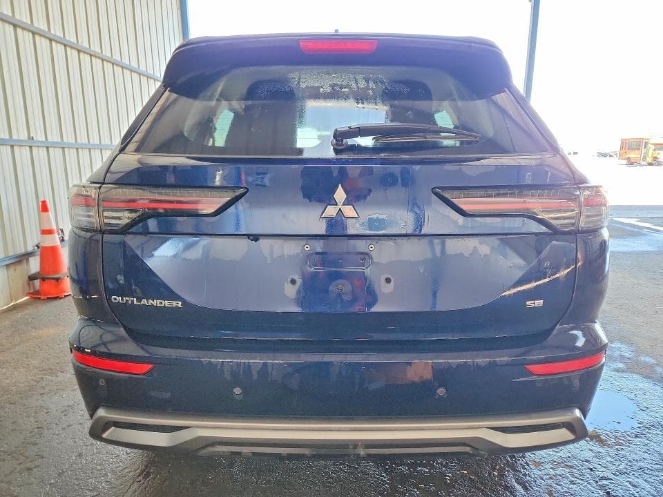 2025 MITSUBISHI OUTLANDER SE 6