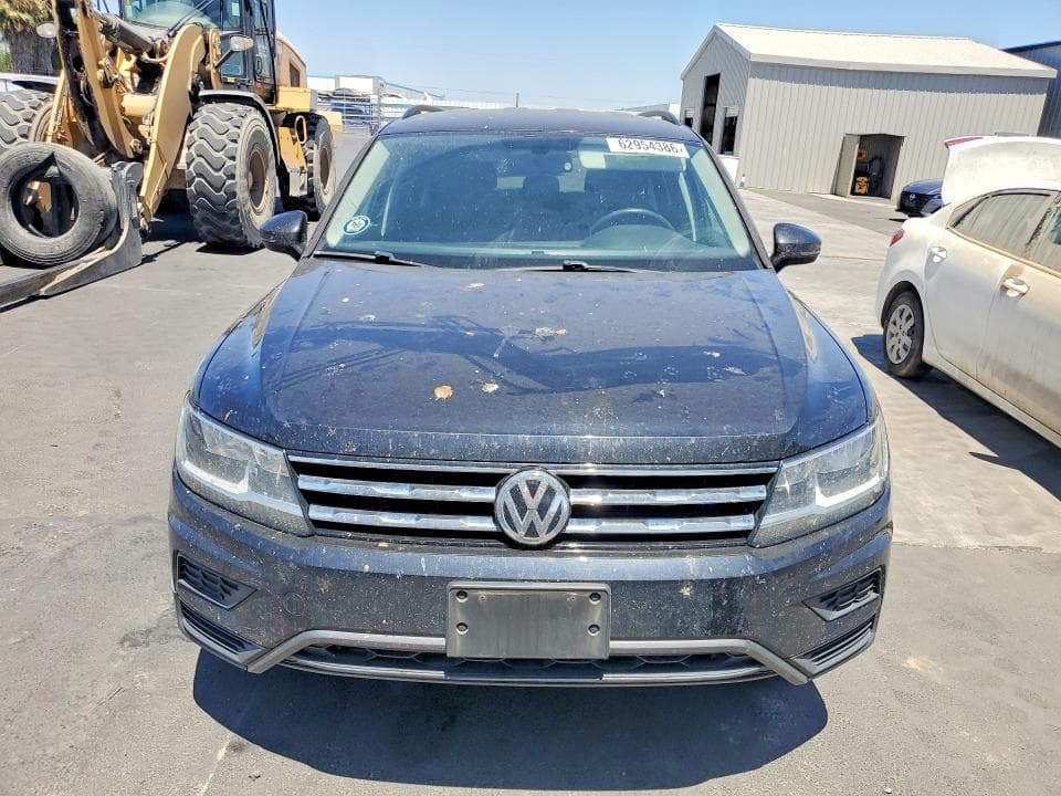 2021 VOLKSWAGEN TIGUAN SE 5
