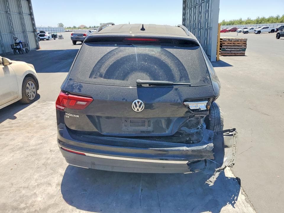 2021 VOLKSWAGEN TIGUAN SE 6