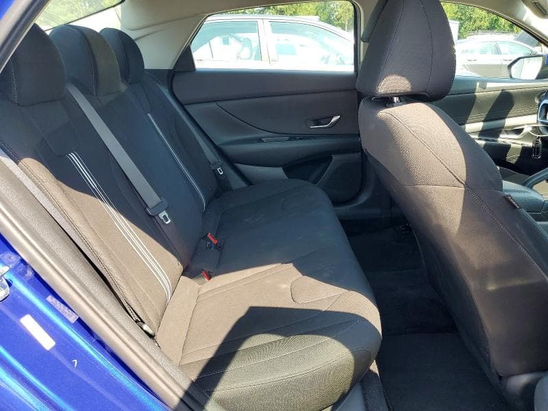 2023 HYUNDAI ELANTRA SEL 10