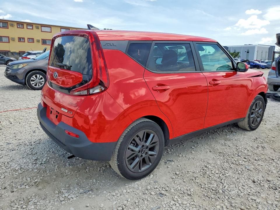 2021 KIA SOUL EX 3