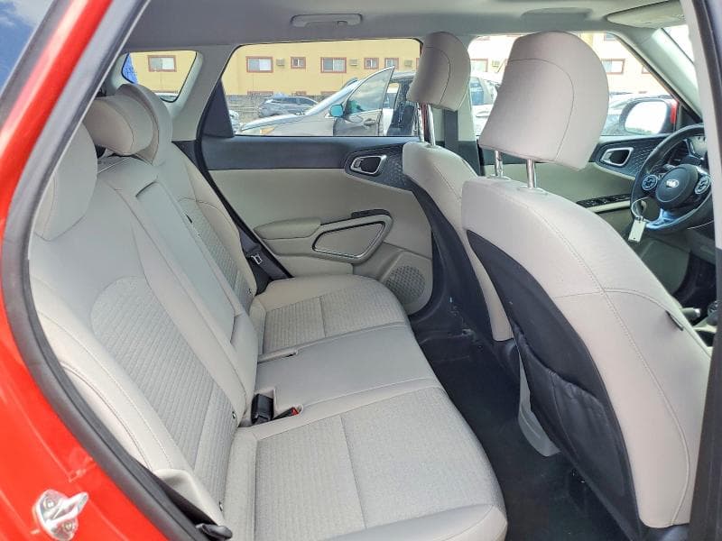 2021 KIA SOUL EX 10
