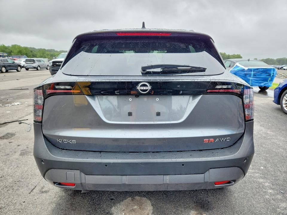 2026 NISSAN KICKS SR 6