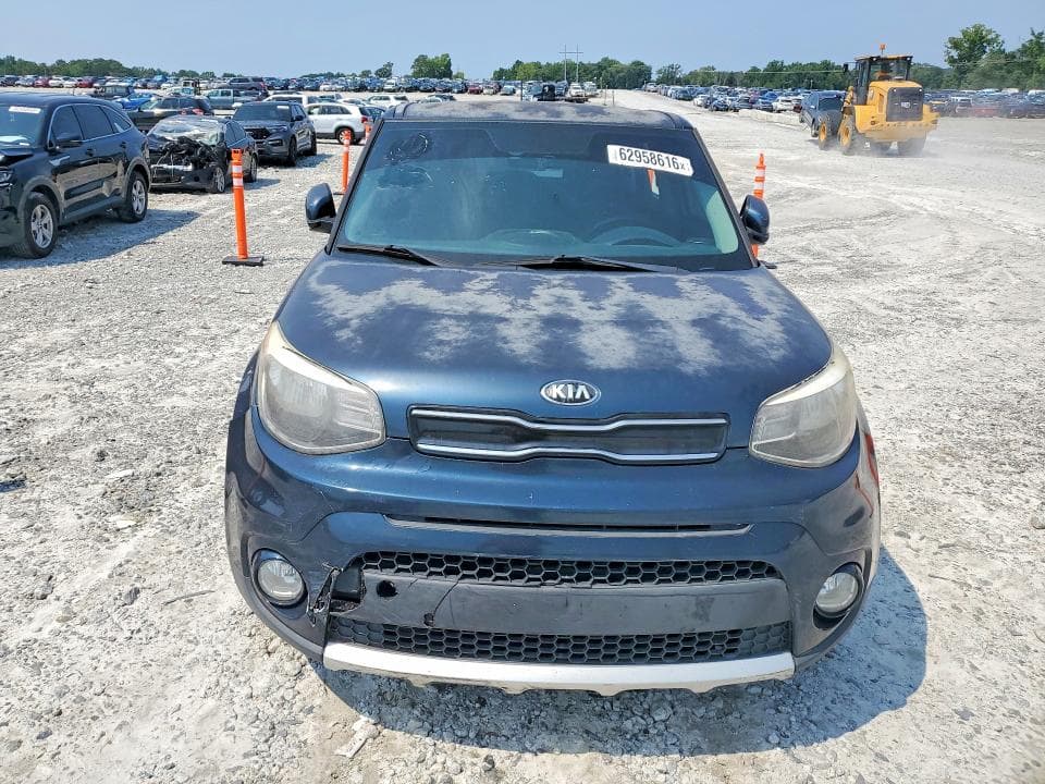 2017 KIA SOUL + 5