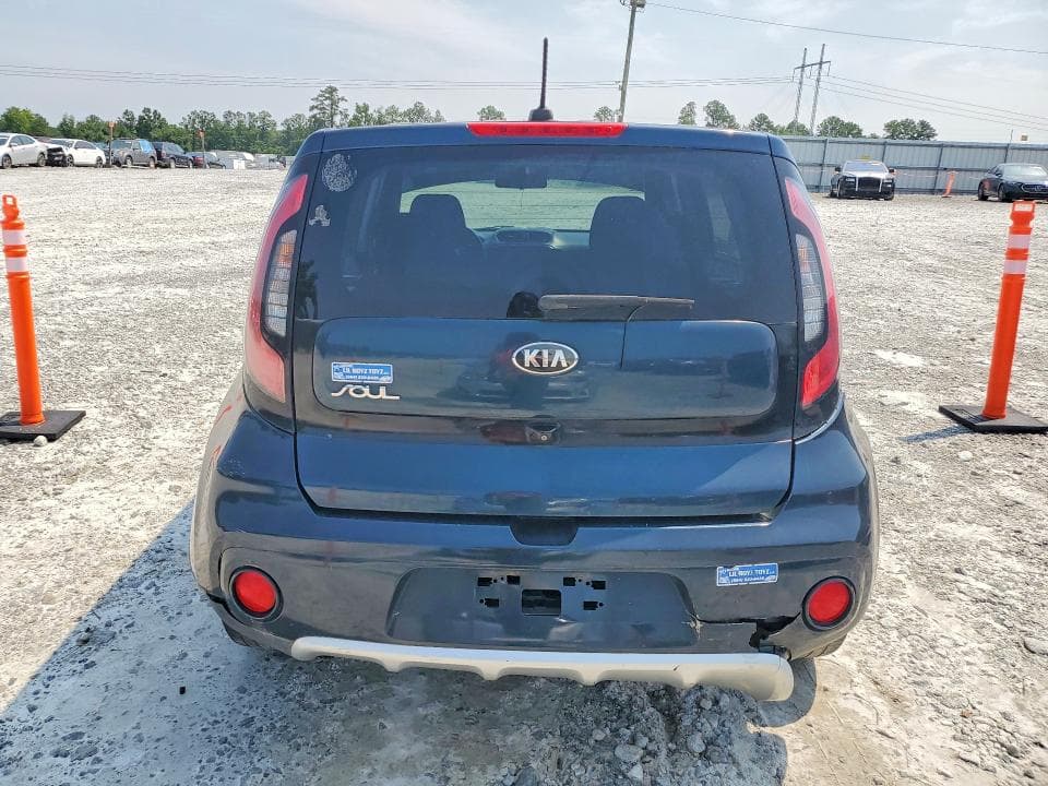 2017 KIA SOUL + 6