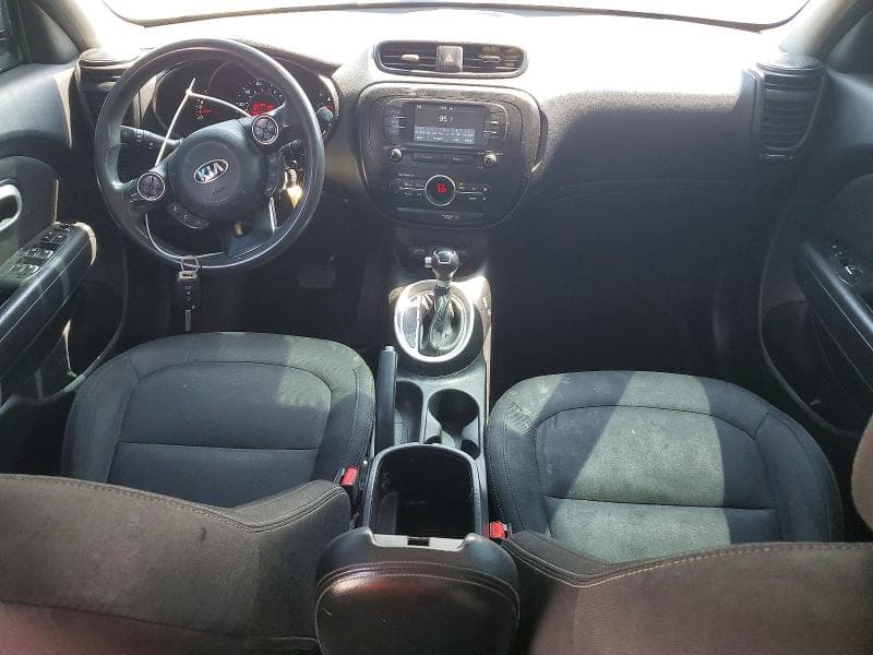 2017 KIA SOUL + 8