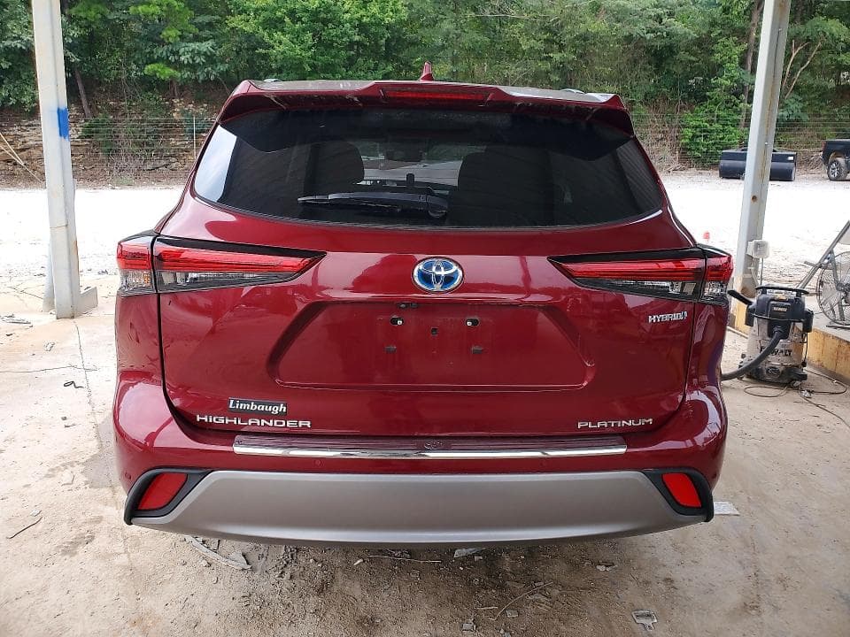 2023 TOYOTA HIGHLANDER HYBRID PLATINUM 6
