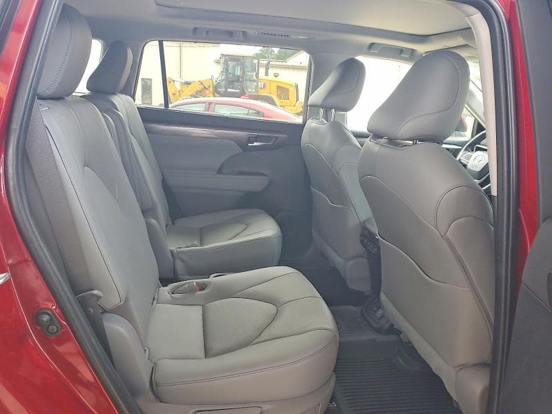 2023 TOYOTA HIGHLANDER HYBRID PLATINUM 10