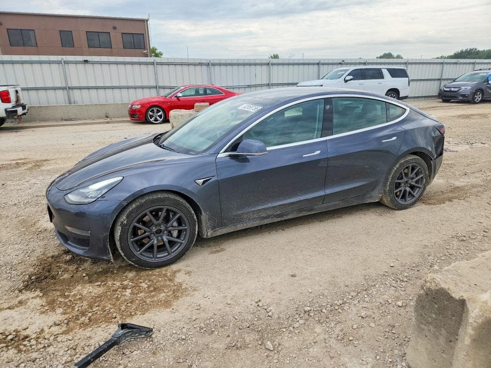 2020 TESLA MODEL 3 - 1