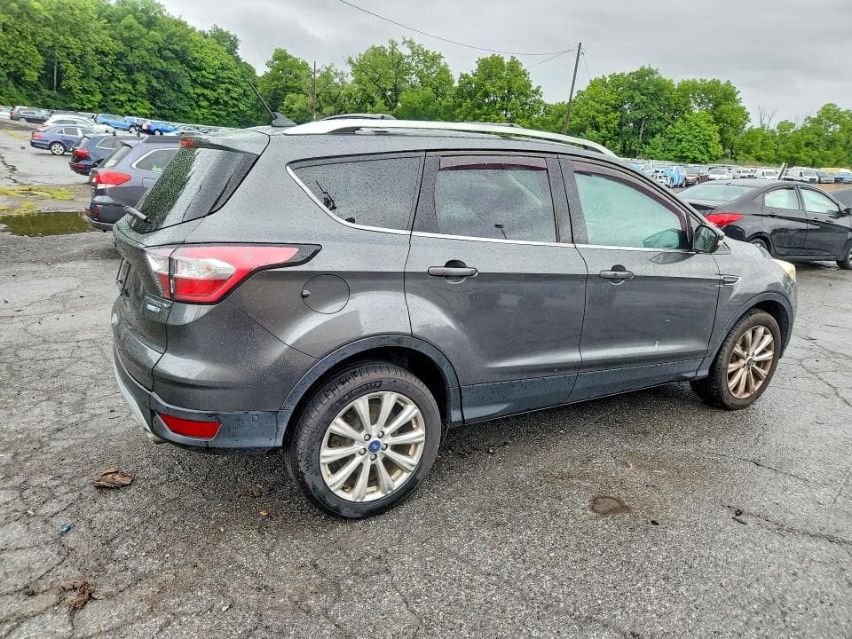 2018 FORD ESCAPE TITANIUM 3