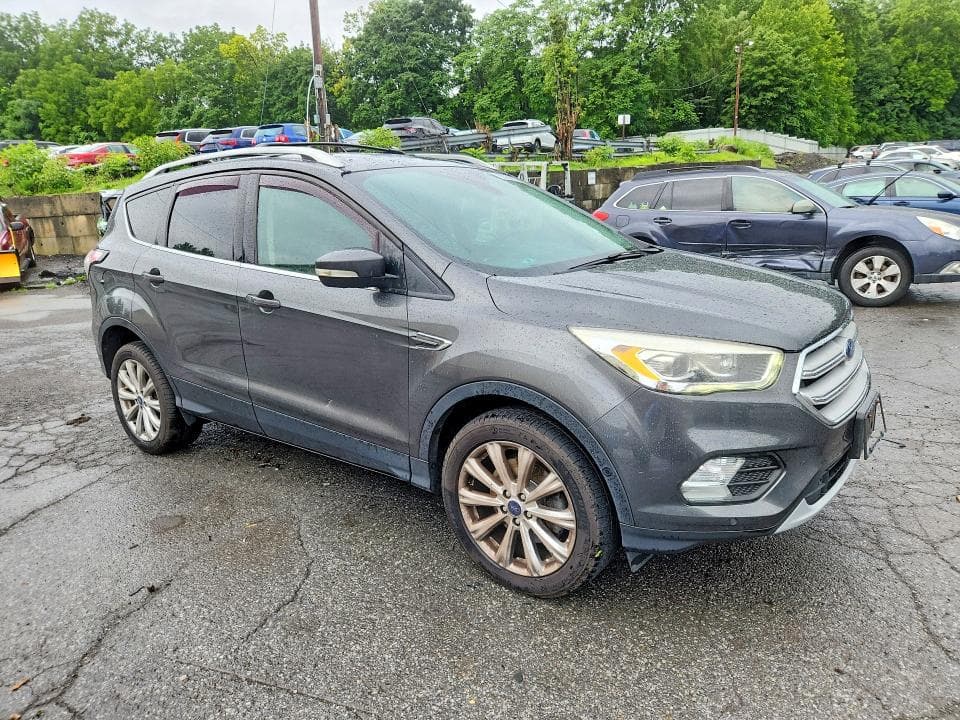 2018 FORD ESCAPE TITANIUM 4