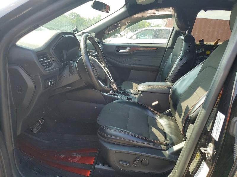 2024 FORD ESCAPE ST LINE 7