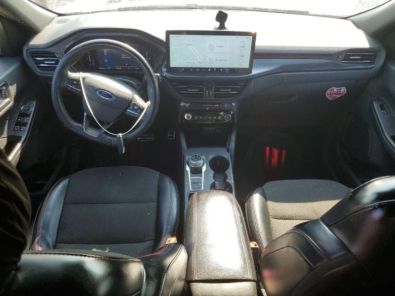 2024 FORD ESCAPE ST LINE 8