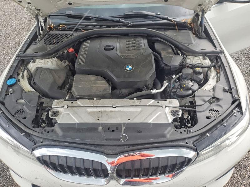 2020 BMW 330I 4D 11