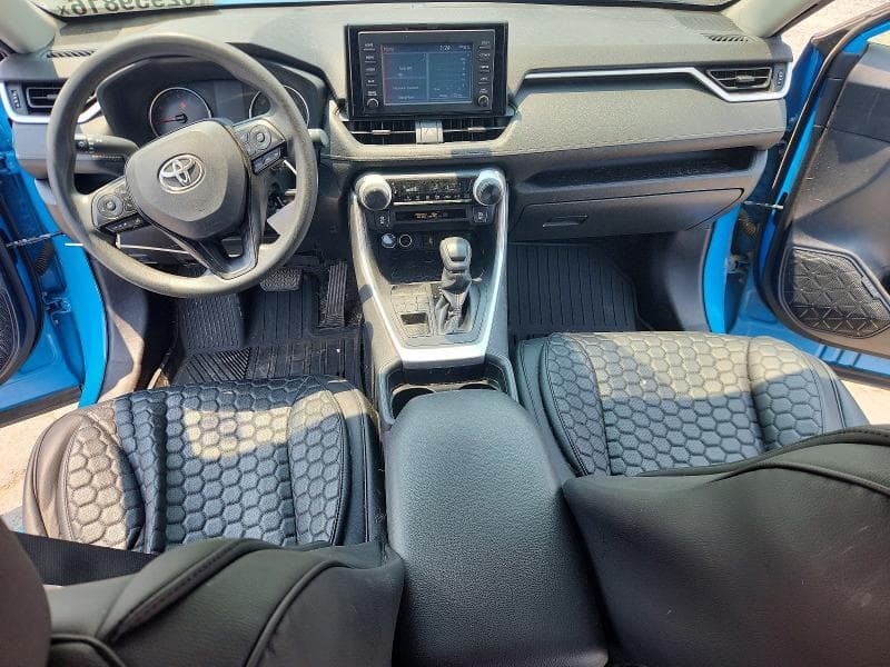 2019 TOYOTA RAV4 LE 8