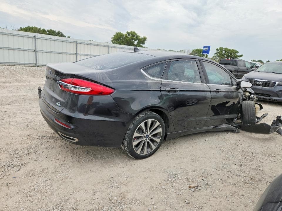 2020 FORD FUSION SE 3