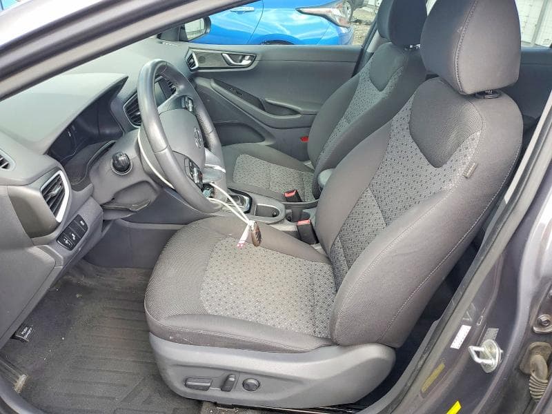 2017 HYUNDAI IONIQ SEL 7