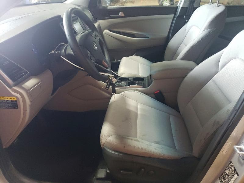 2017 HYUNDAI TUCSON SE 7
