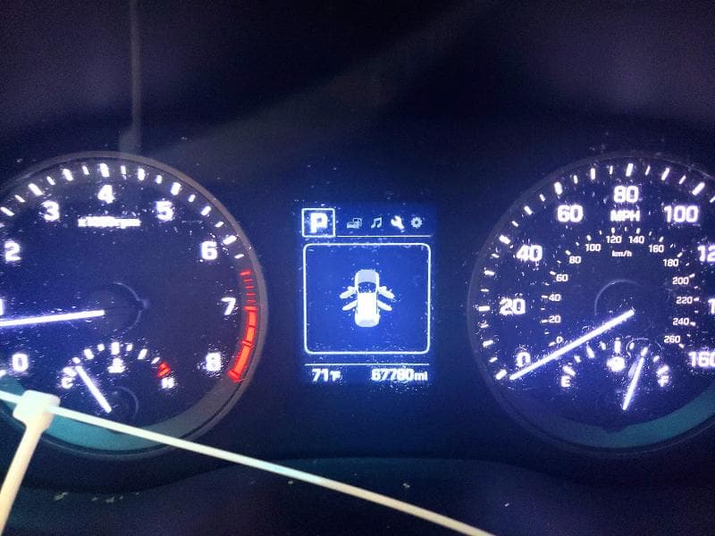 2017 HYUNDAI TUCSON SE 9