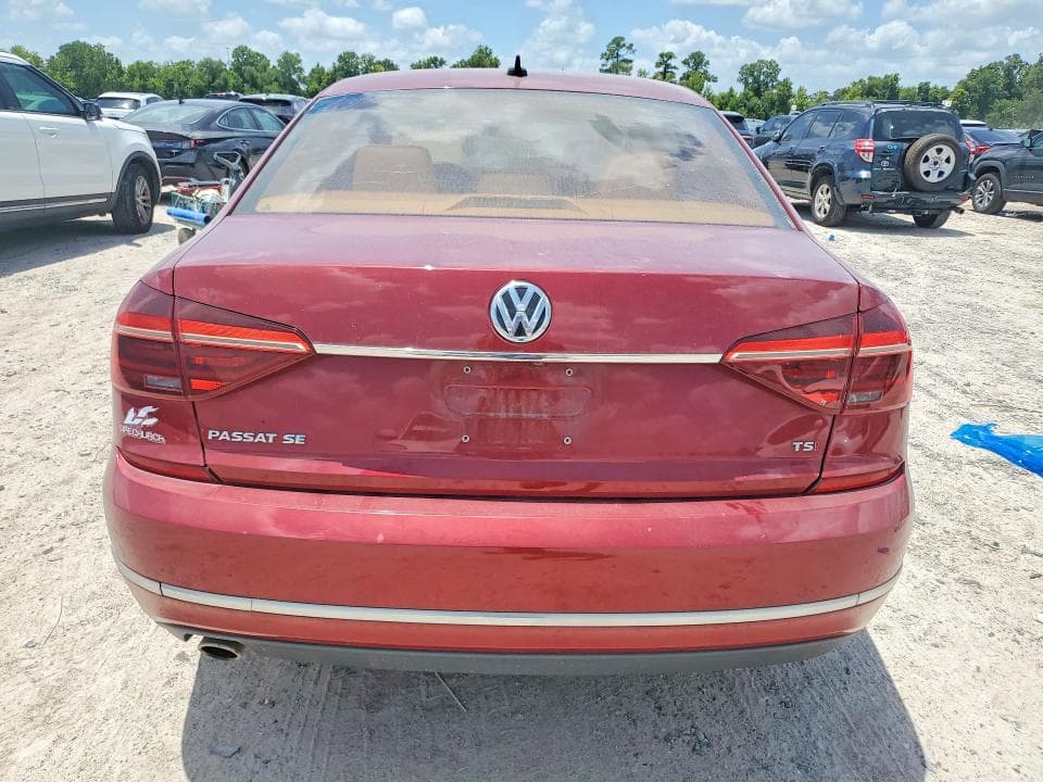 2018 VOLKSWAGEN PASSAT SE 6