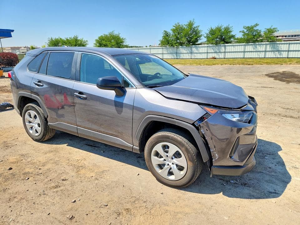 2022 TOYOTA RAV4 LE 4