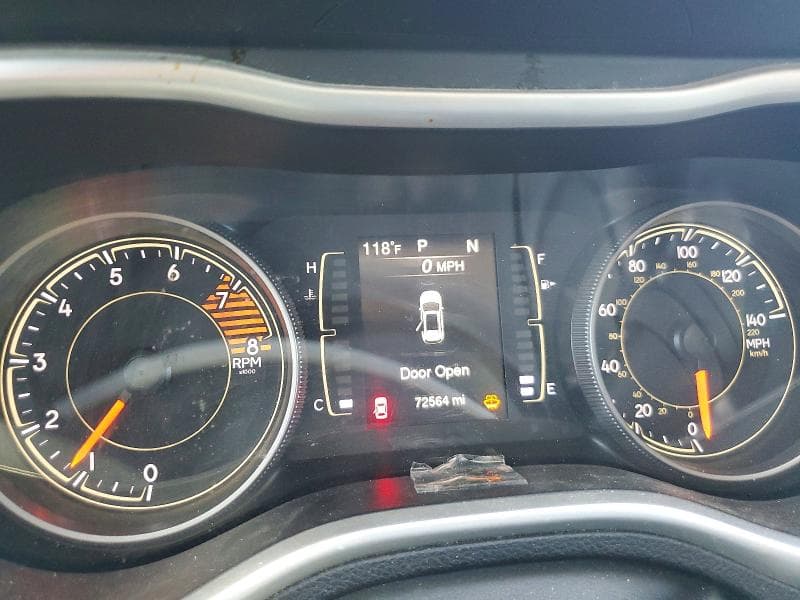 2018 JEEP CHEROKEE LATITUDE PLUS 9