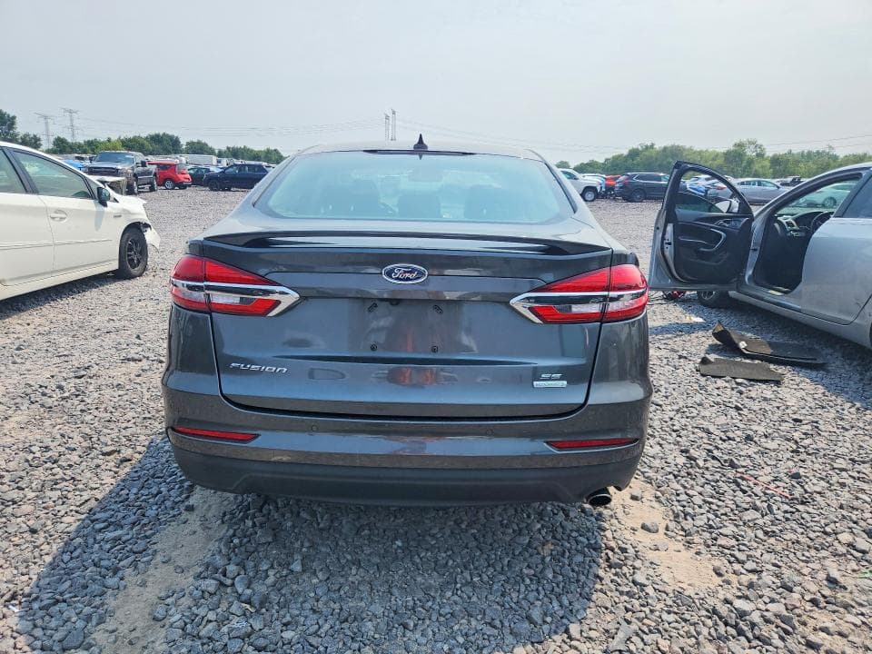 2020 FORD FUSION SE 6