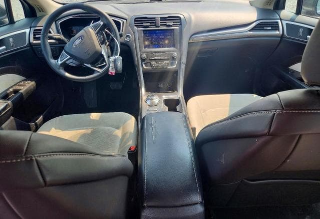 2020 FORD FUSION SE 8