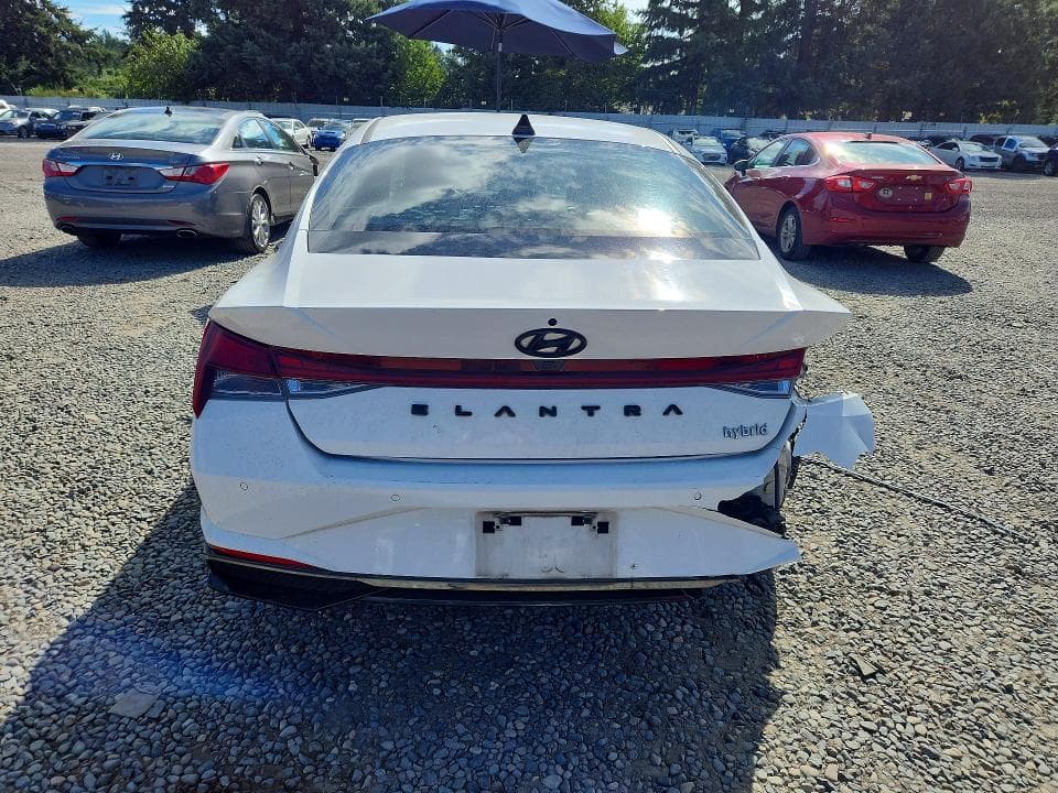 2023 HYUNDAI ELANTRA LIMITED 6