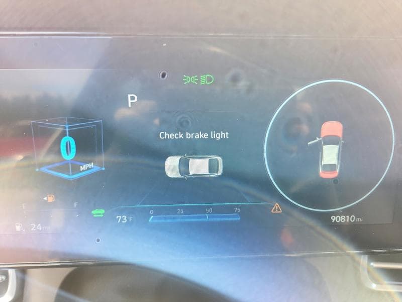 2023 HYUNDAI ELANTRA LIMITED 9