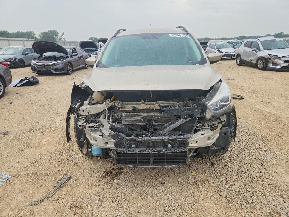 2017 FORD ESCAPE SE 5