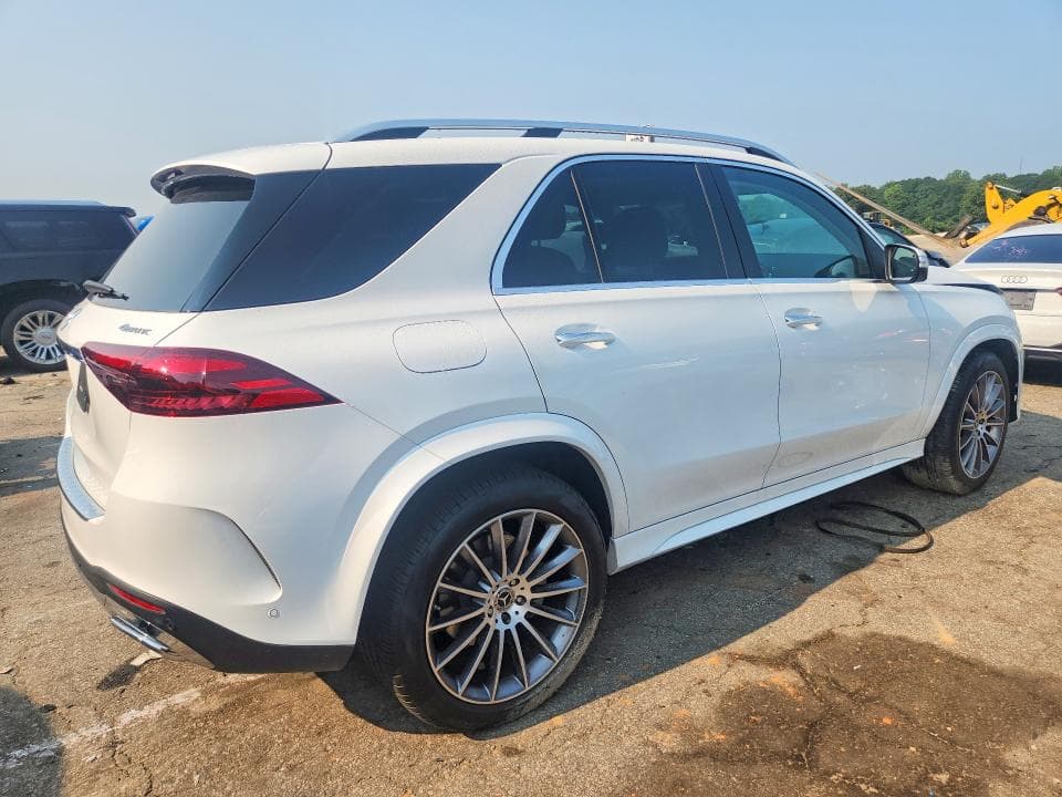 2026 MERCEDES-BENZ GLE 450E 4MATIC 3