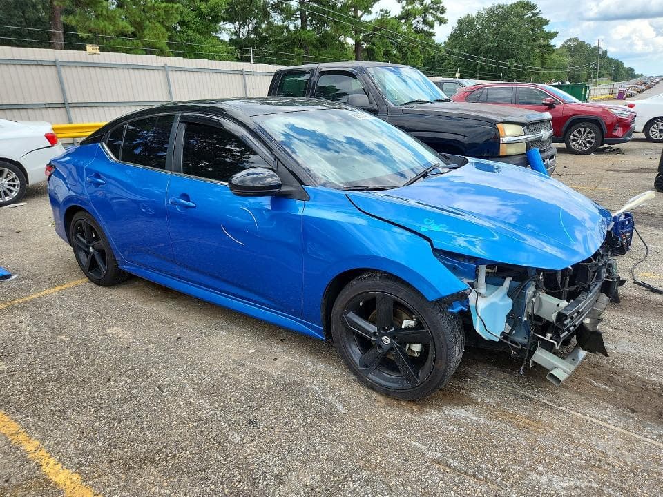 2023 NISSAN SENTRA SR 4