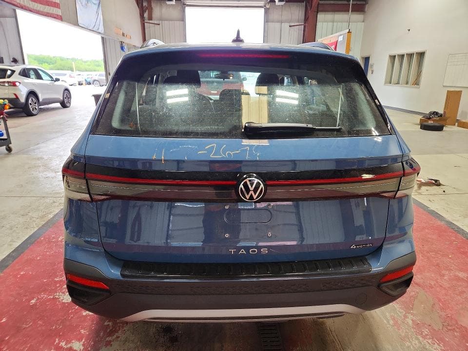 2025 VOLKSWAGEN TAOS S 6