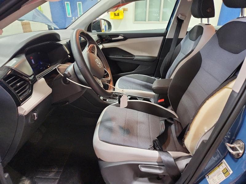 2025 VOLKSWAGEN TAOS S 7