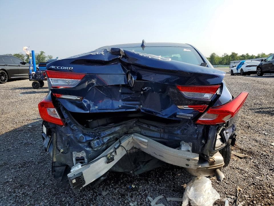 2019 HONDA ACCORD TOURING HYBRID 6
