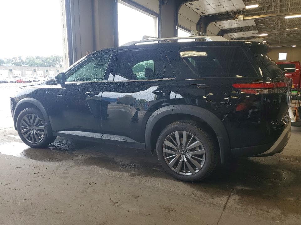 2022 NISSAN PATHFINDER SL 2