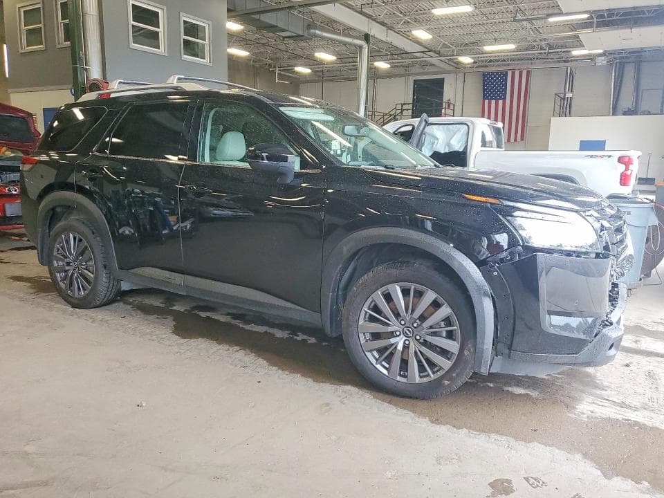 2022 NISSAN PATHFINDER SL 4