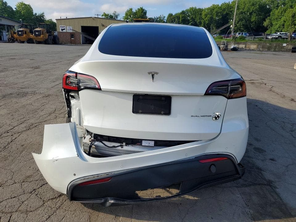 2021 TESLA MODEL Y 6