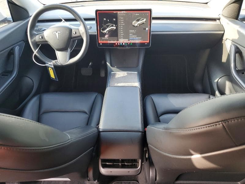 2021 TESLA MODEL Y 8