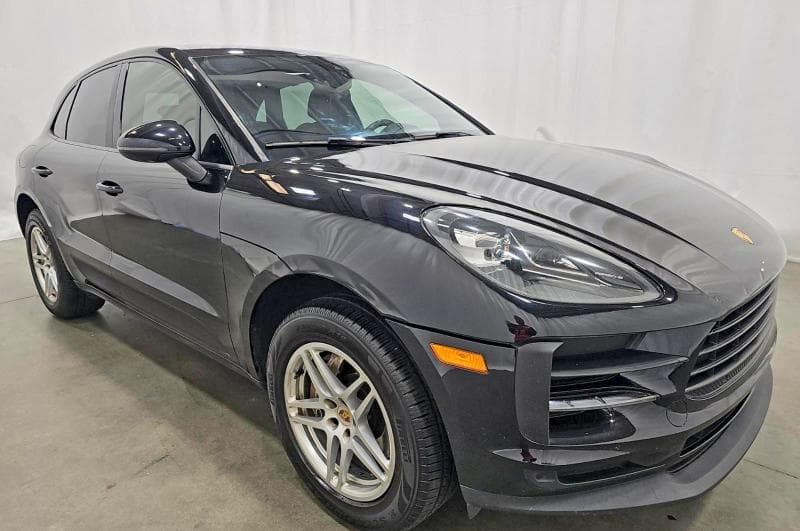 2021 PORSCHE MACAN - 1