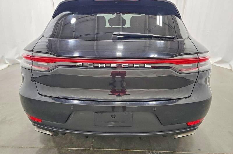 2021 PORSCHE MACAN 13