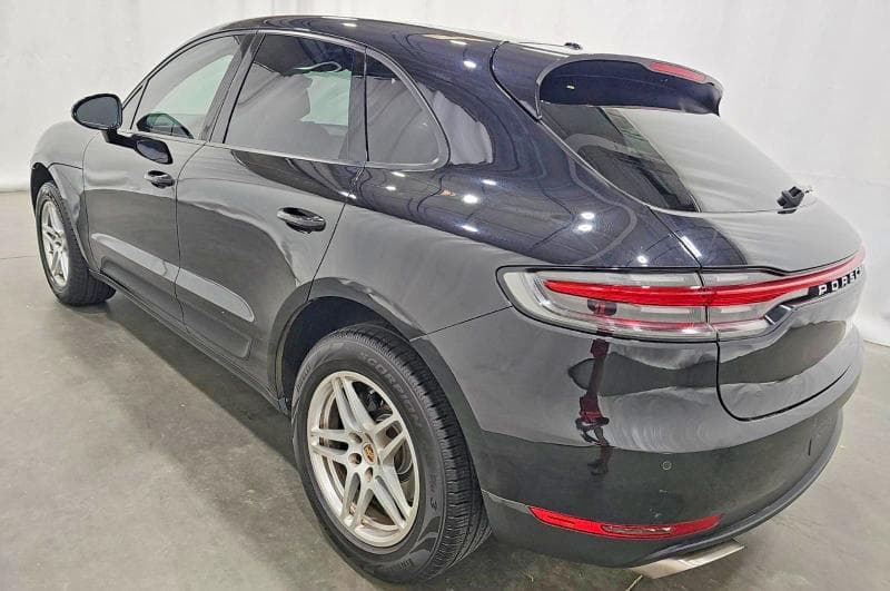 2021 PORSCHE MACAN 3
