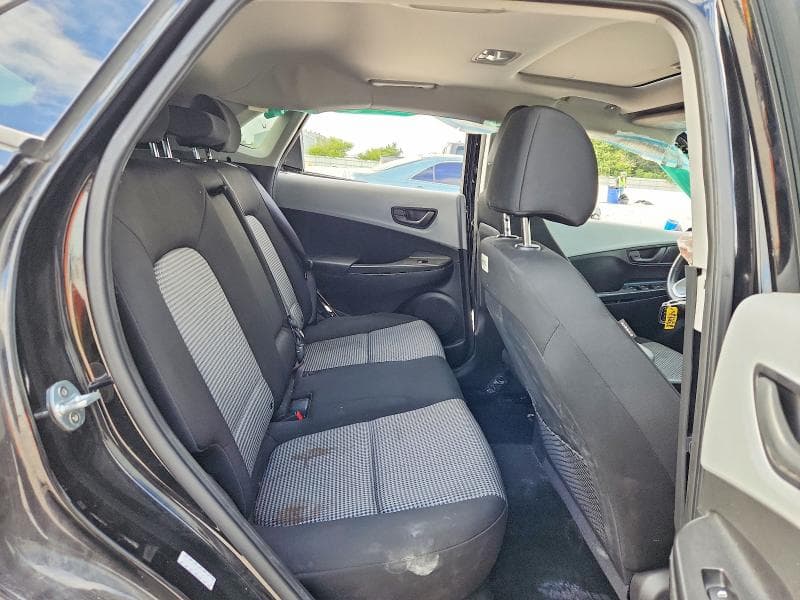 2018 HYUNDAI KONA SEL 10