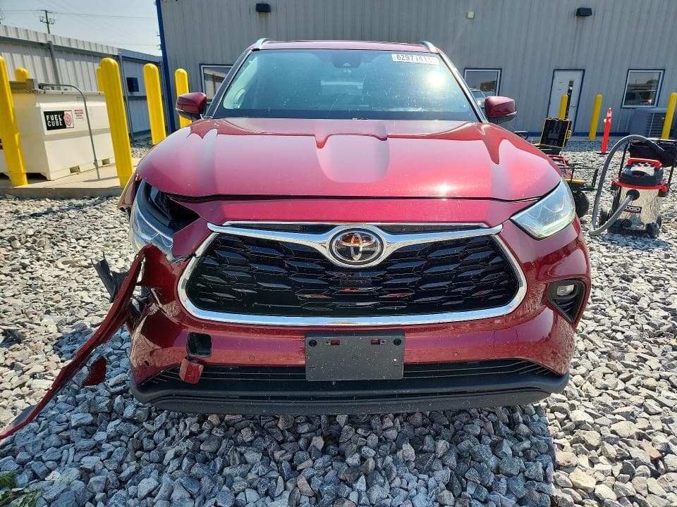 2020 TOYOTA HIGHLANDER LIMITED 5