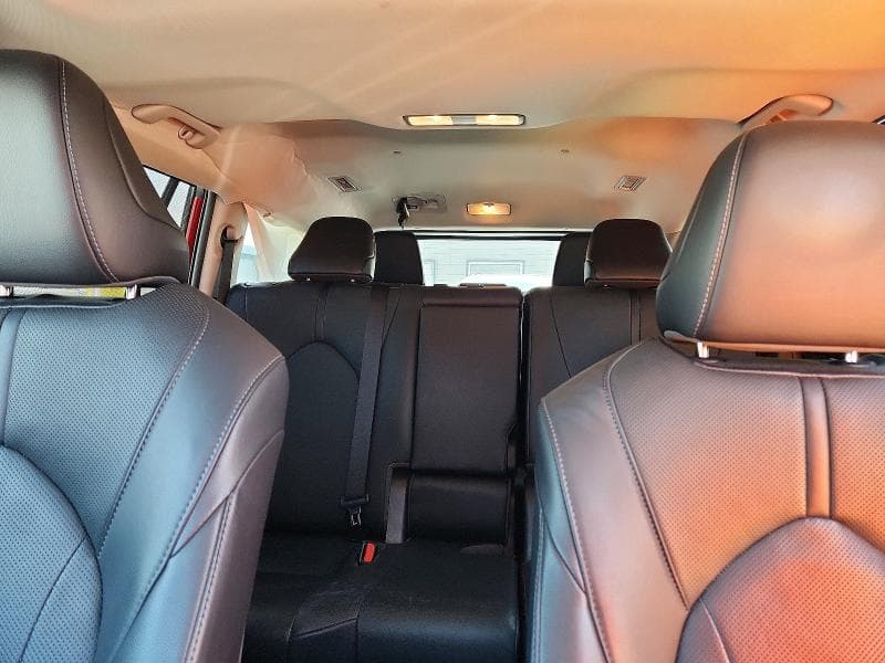 2020 TOYOTA HIGHLANDER LIMITED 10